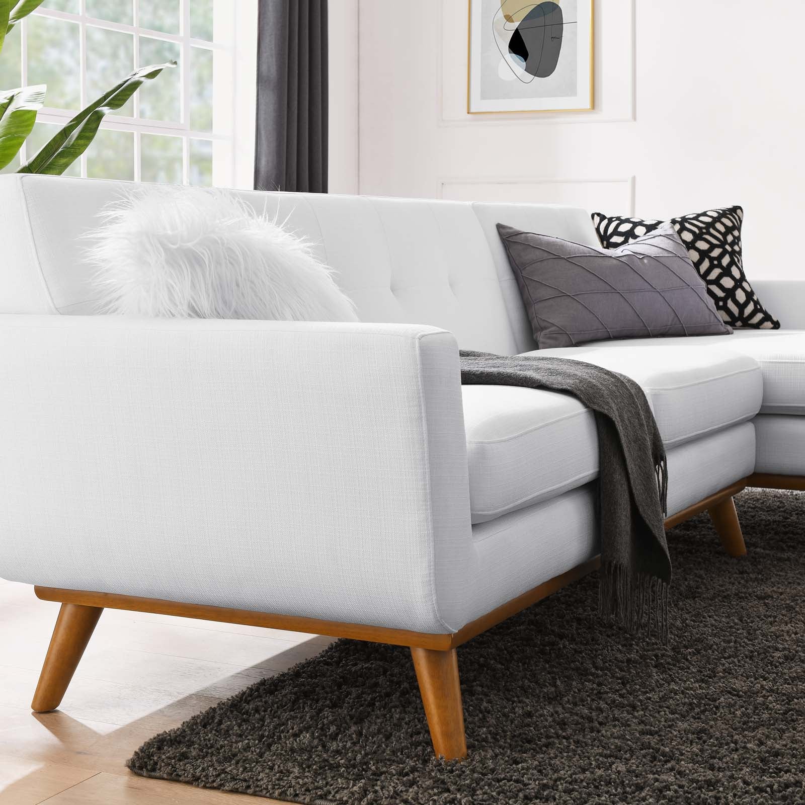 Engage Right-Facing Sectional Sofa