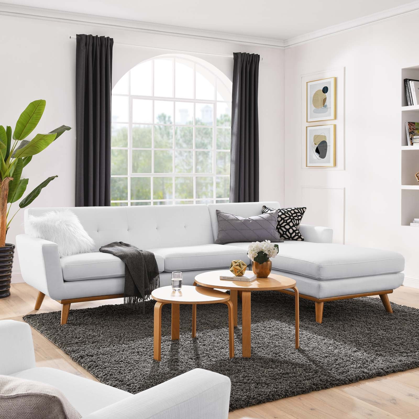 Engage Right-Facing Sectional Sofa