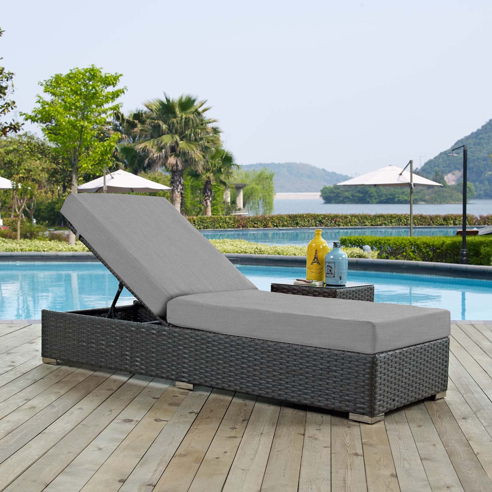 Sojourn Outdoor Patio Sunbrella® Chaise Lounge