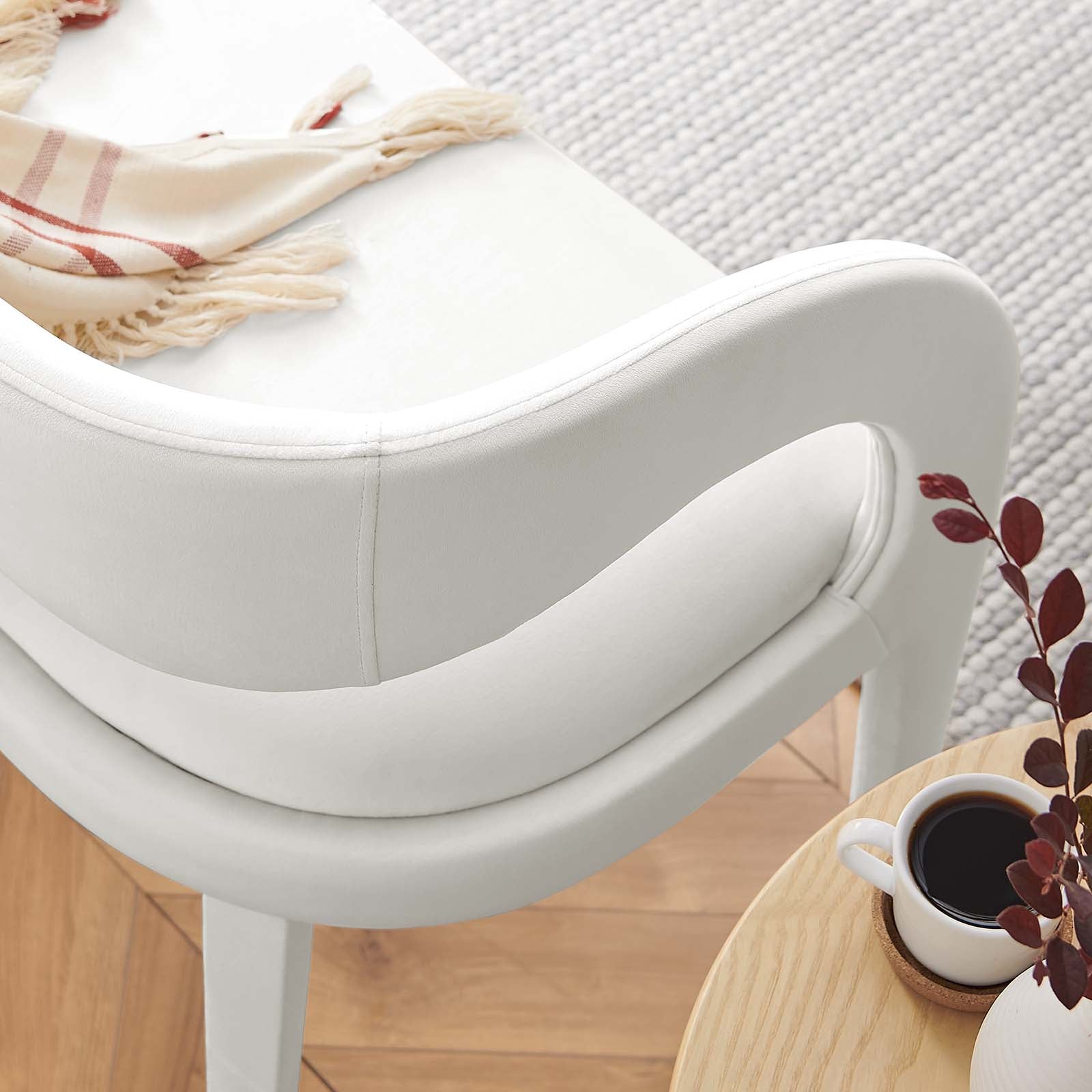 Pinnacle Performance Velvet Accent Bench