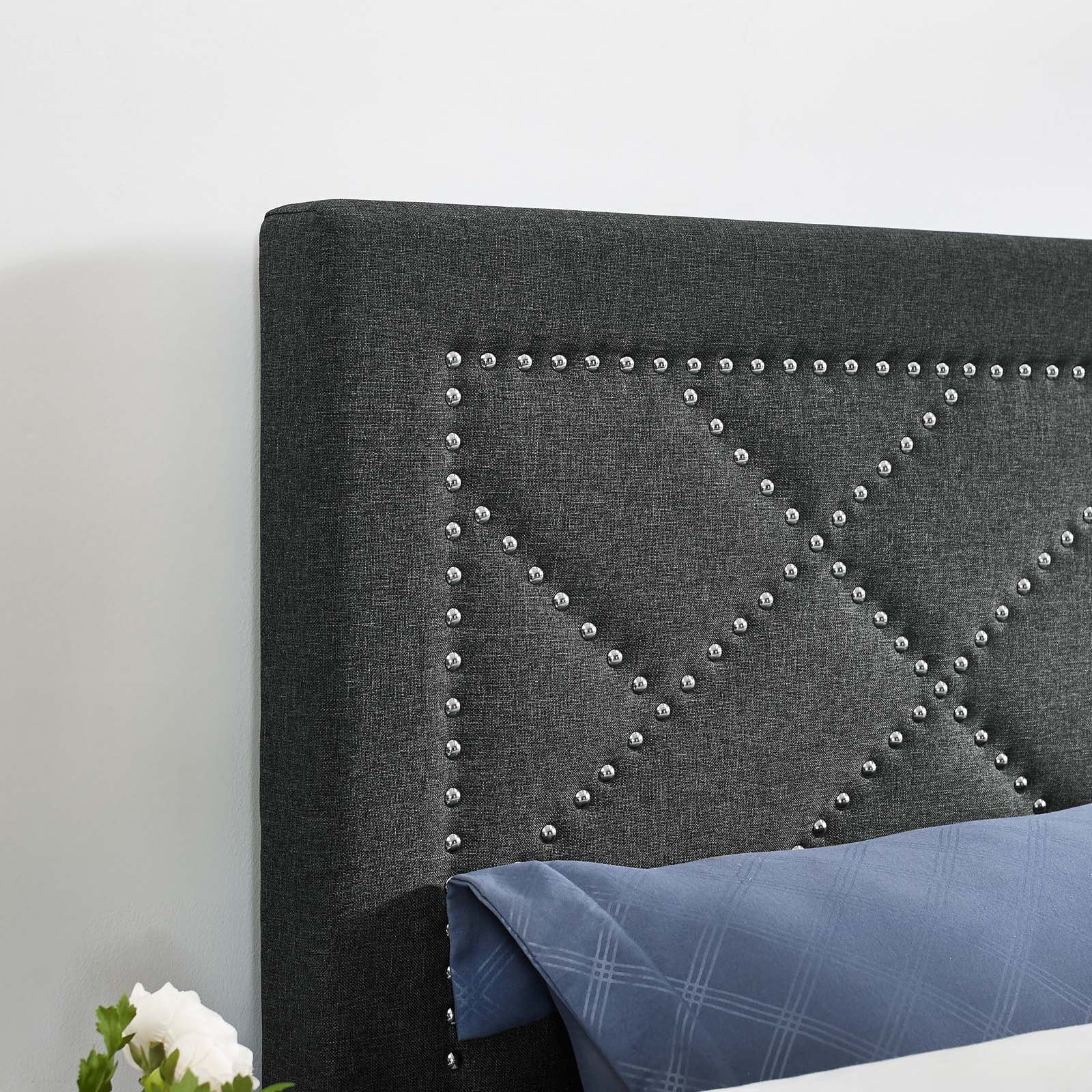 Reese Nailhead Full / Queen Upholstered Linen Fabric Headboard