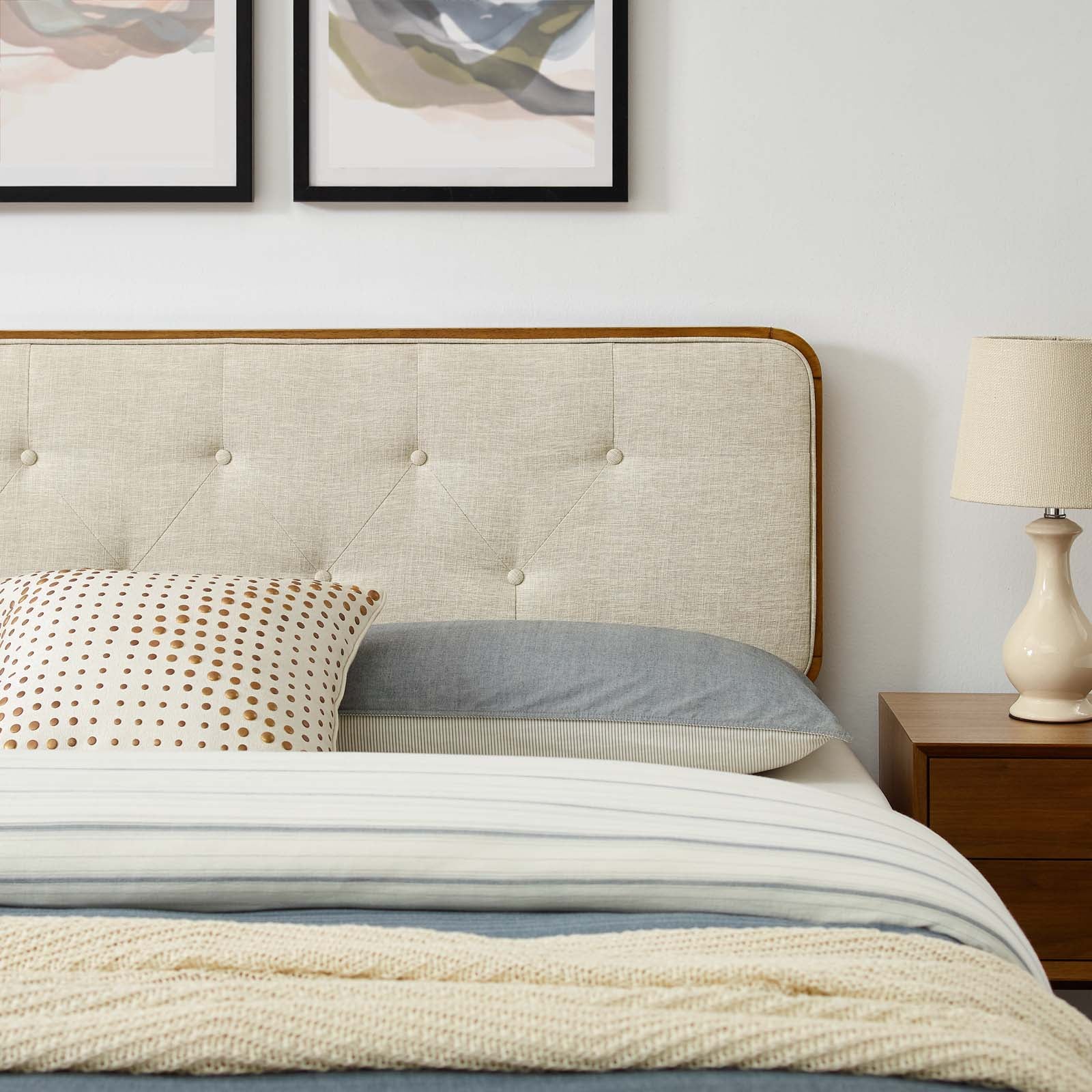 Bridgette Queen Wood Platform Bed With Splayed Legs