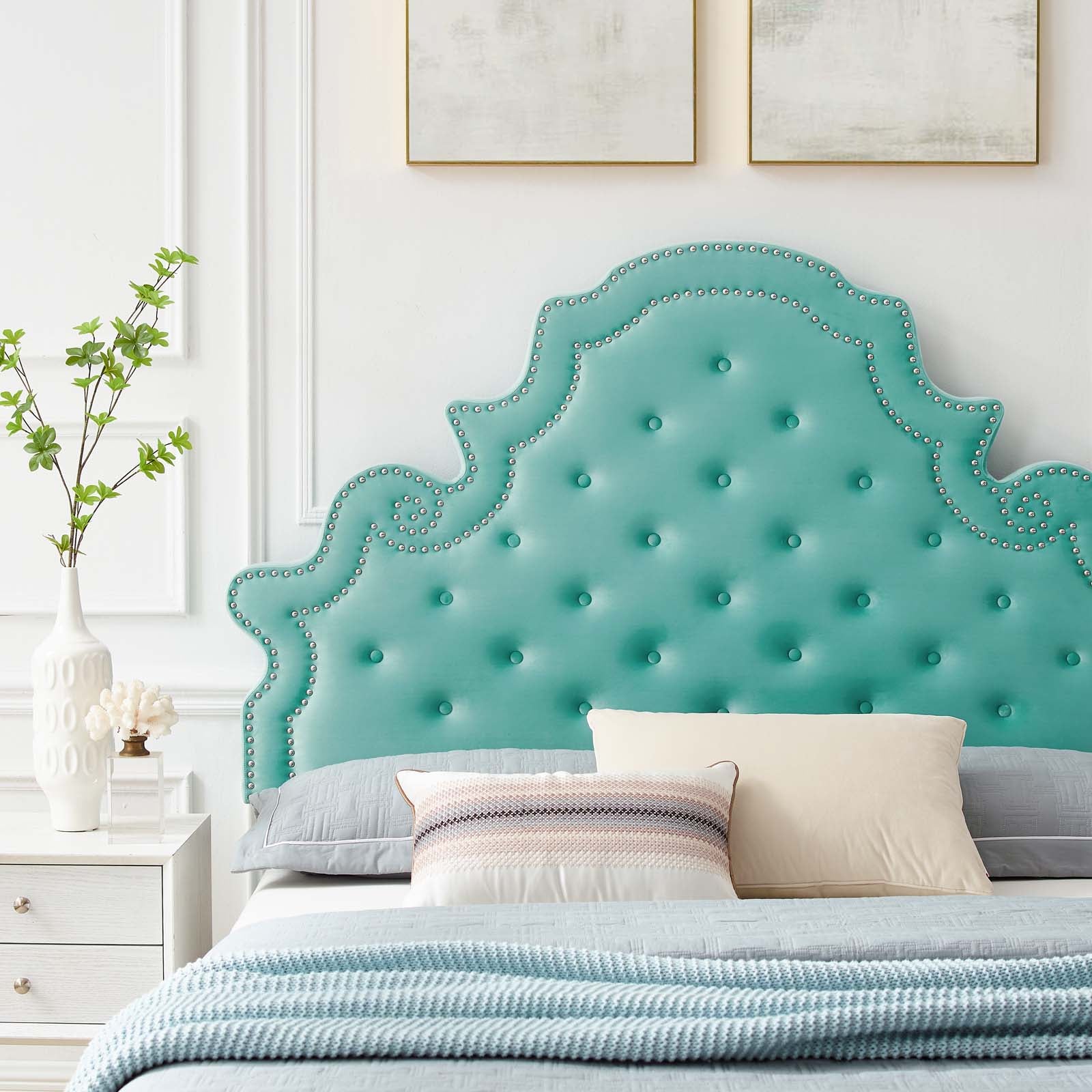 Gwyneth Tufted Performance Velvet Twin Platform Bed