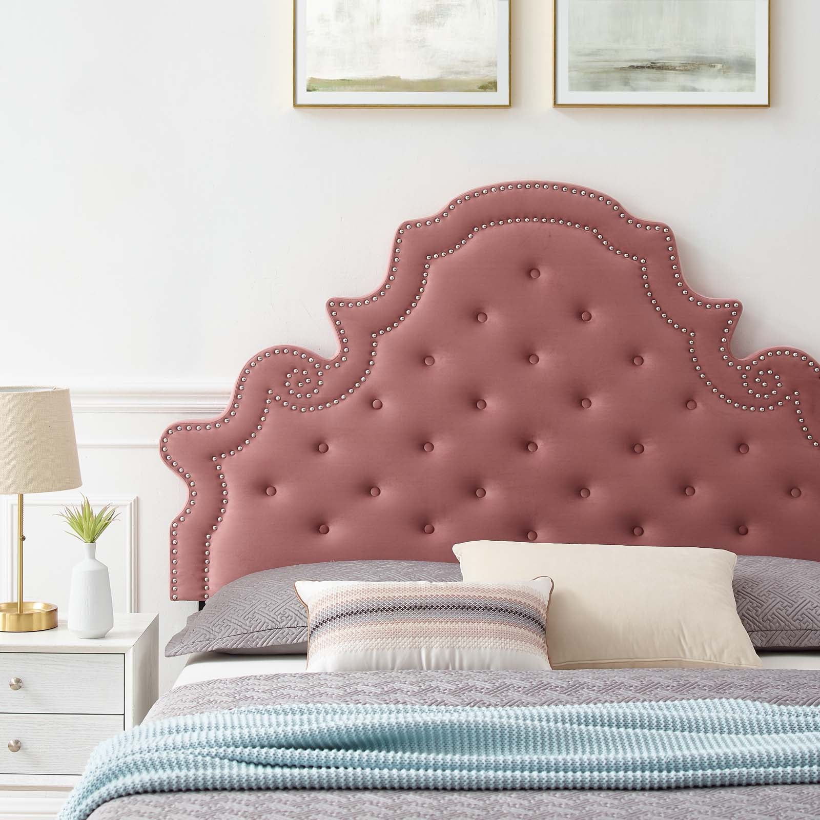 Gwyneth Tufted Performance Velvet Twin Platform Bed