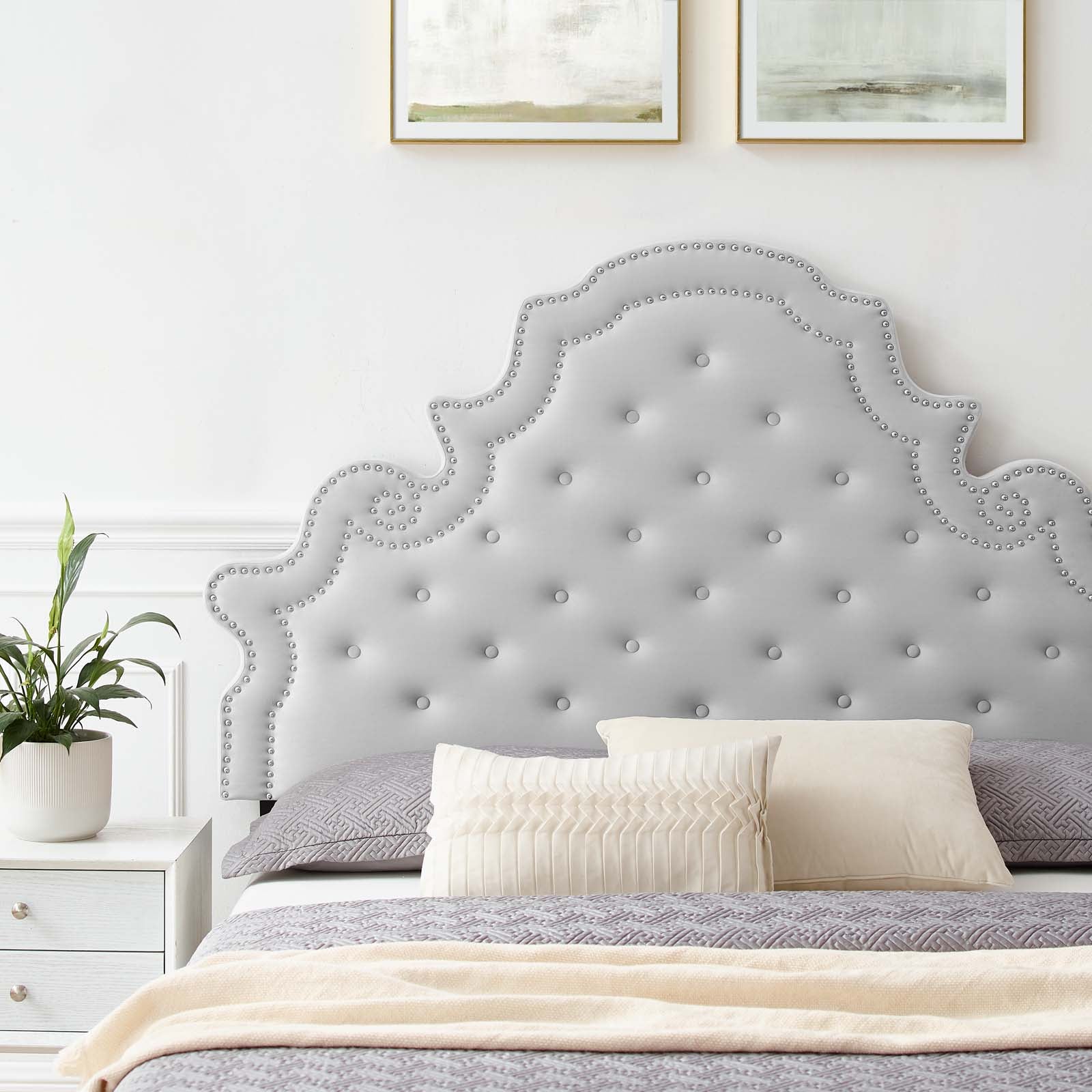 Gwyneth Tufted Performance Velvet Twin Platform Bed