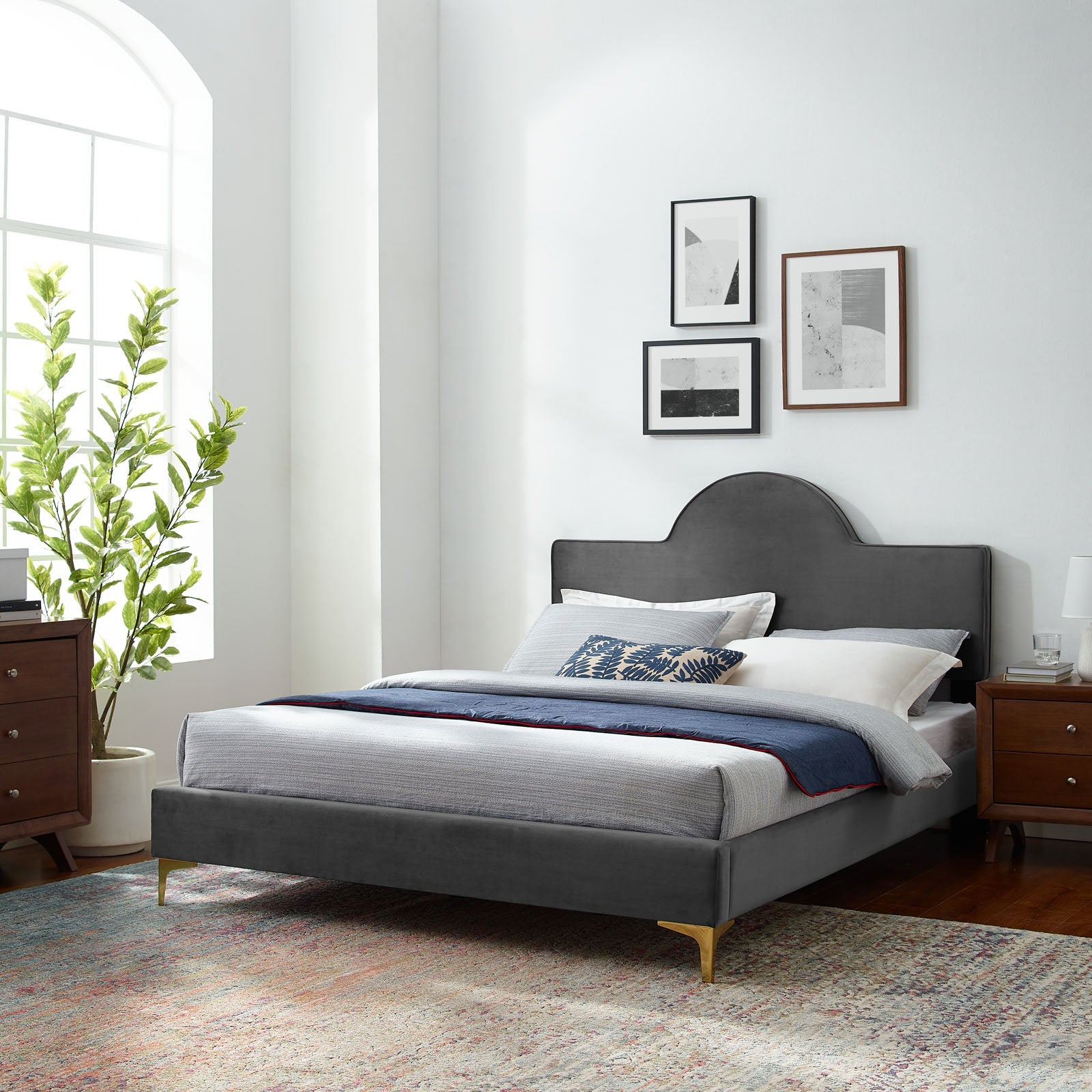 Sunny Performance Velvet Platform Bed
