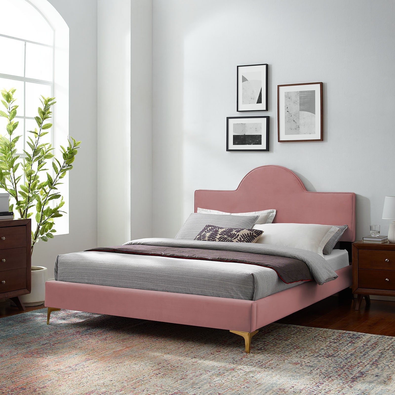 Sunny Performance Velvet Platform Bed