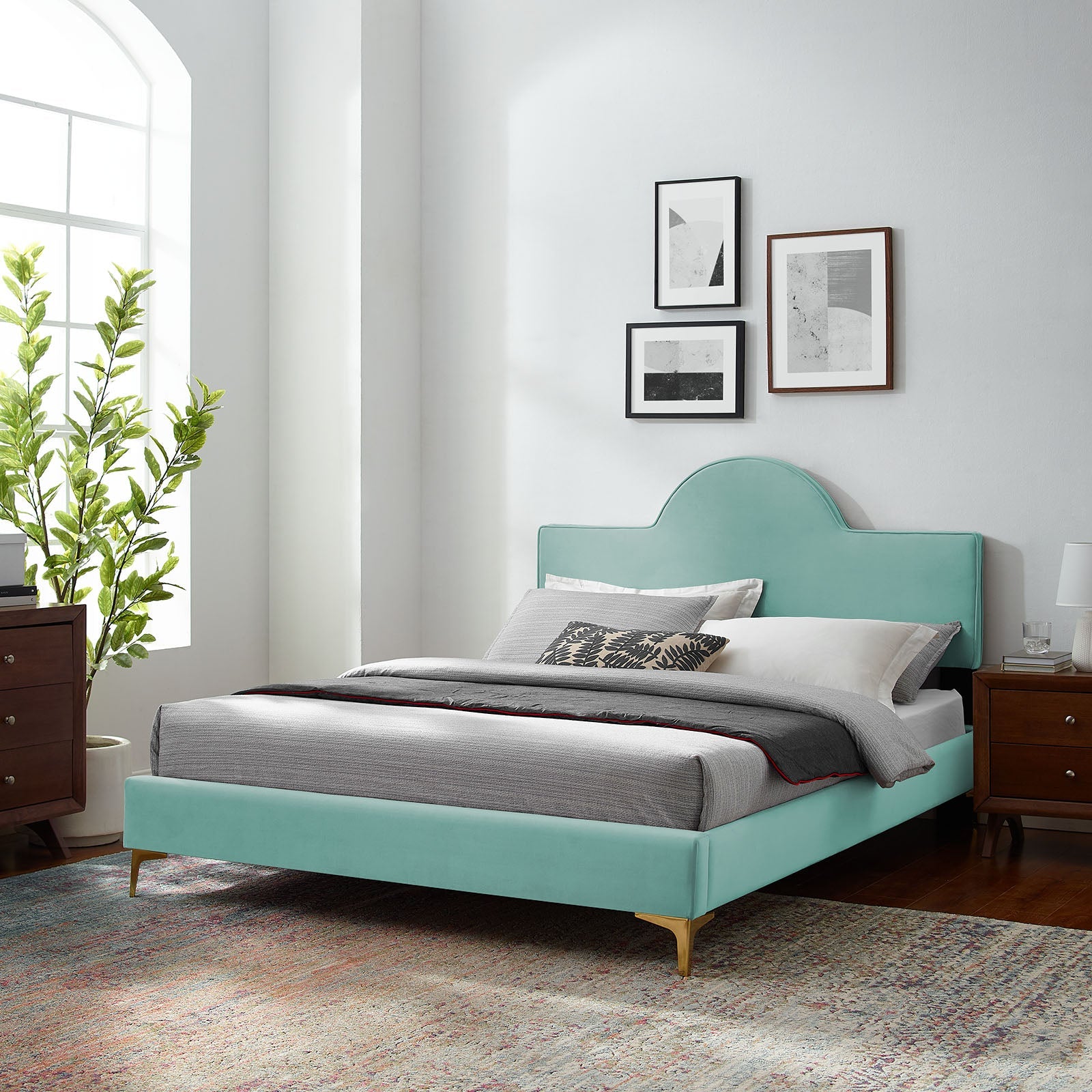 Sunny Performance Velvet Platform Bed