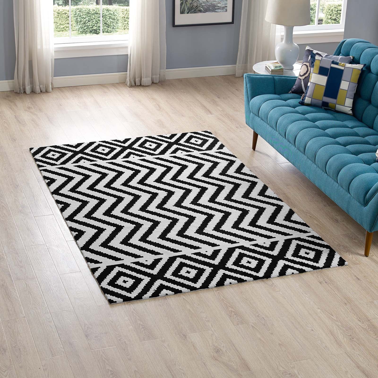 Ailani Geometric Chevron / Diamond Area Rug