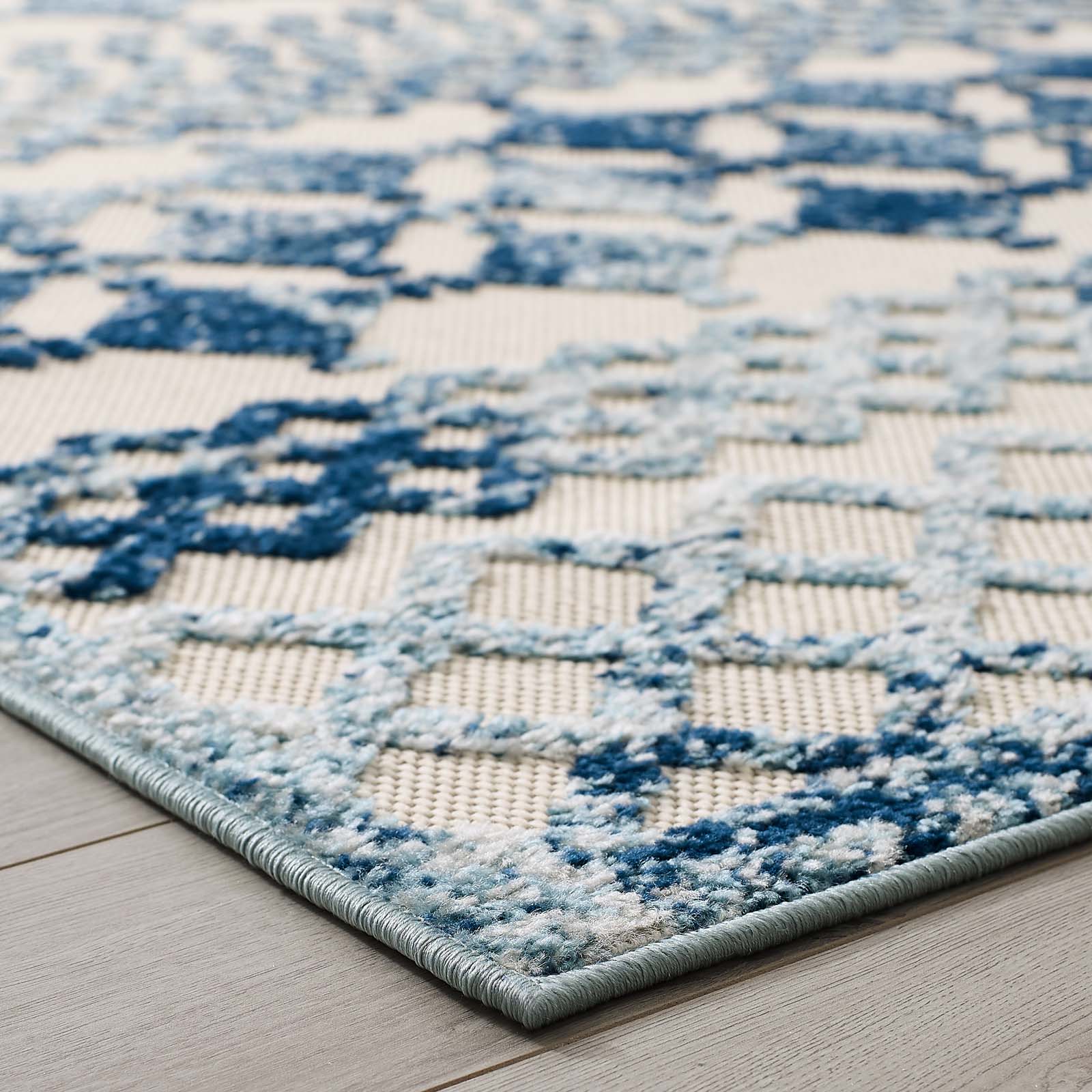 Reflect Giada Distressed Vintage Abstract Diamond Moroccan Trellis Indoor/Outdoor Area Rug